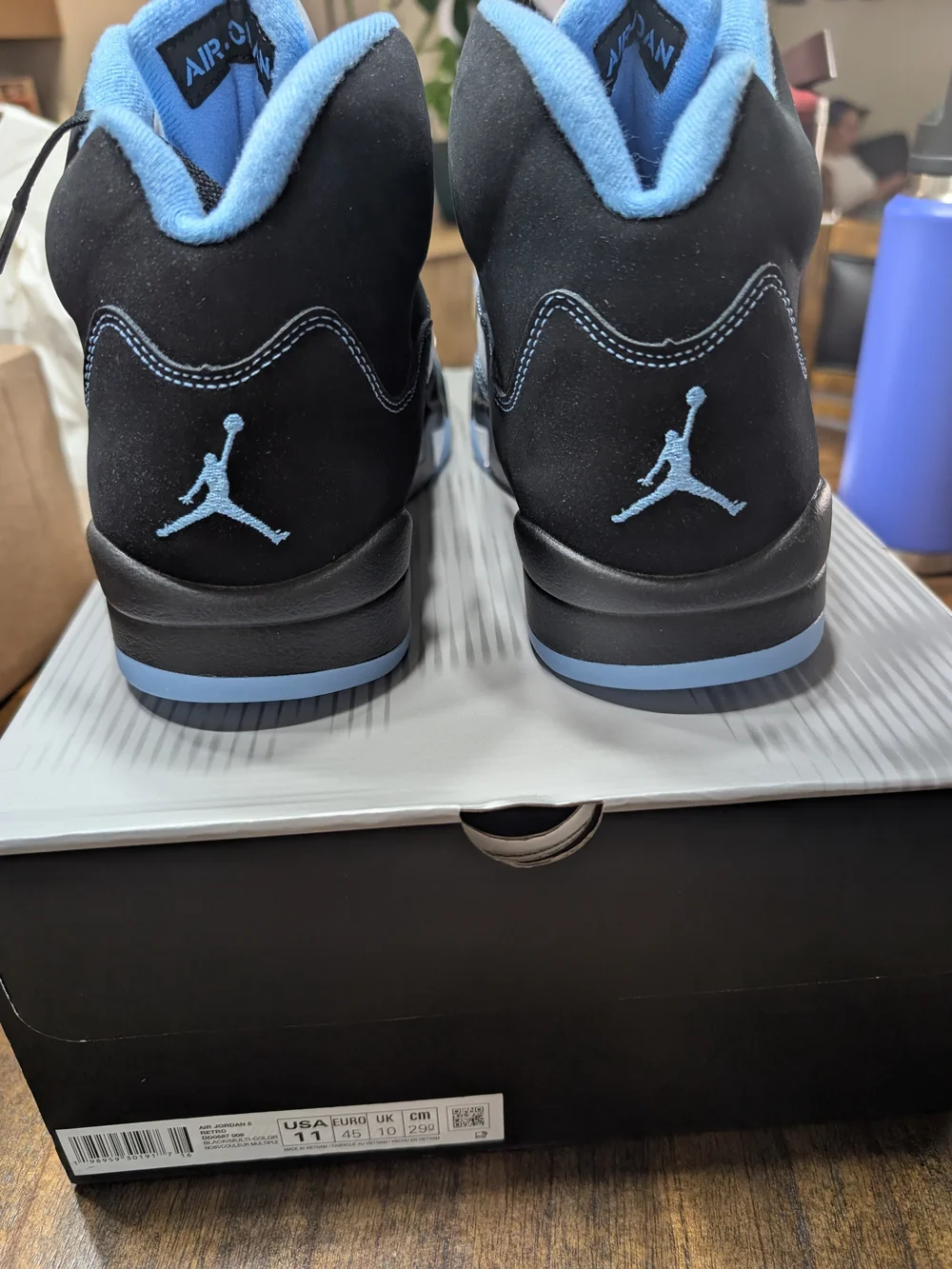 Air Jordan 5 Retro Black/University Blue Men’s Sneakers